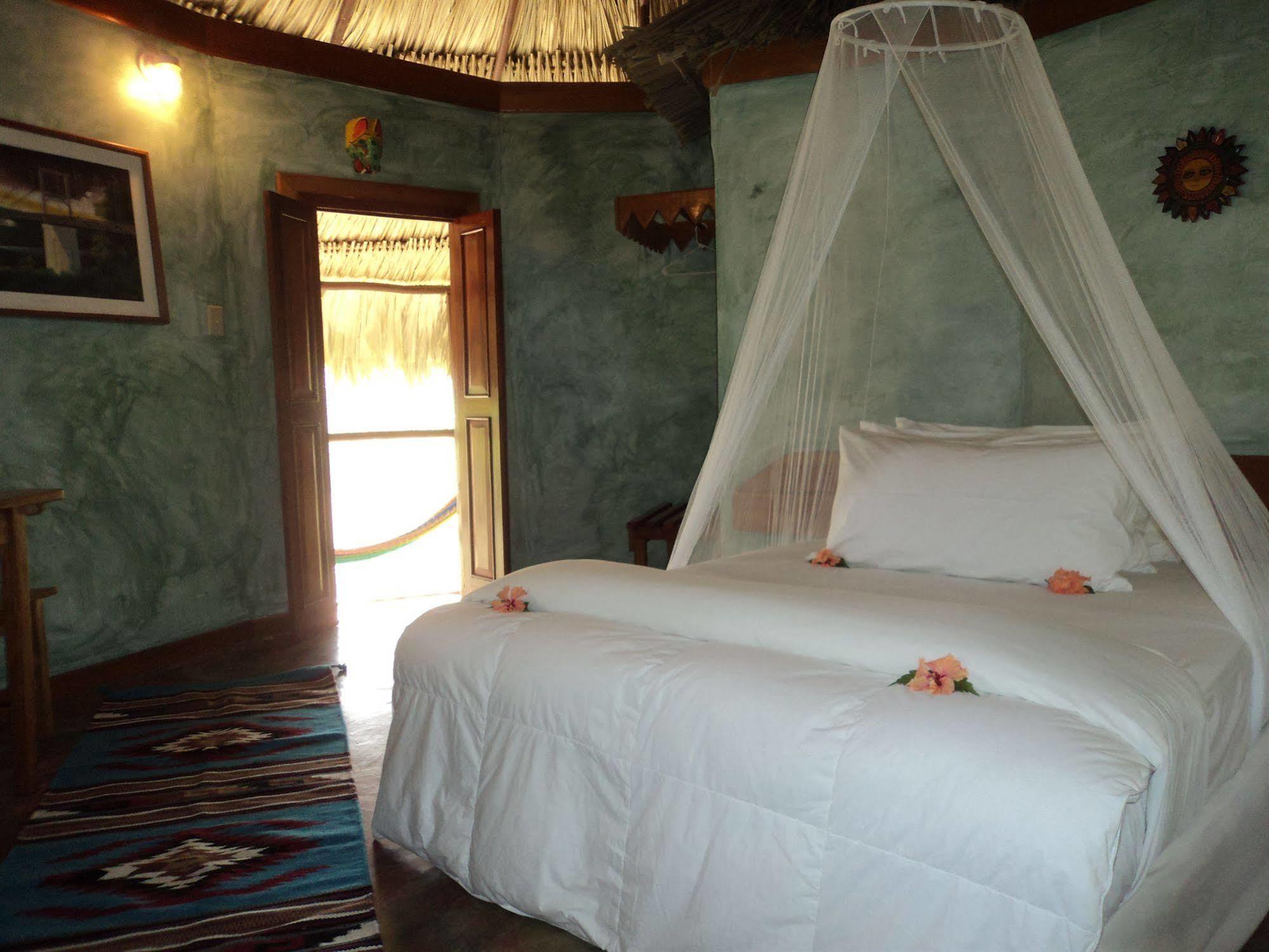 Gaia Riverlodge Unitedville Bagian luar foto